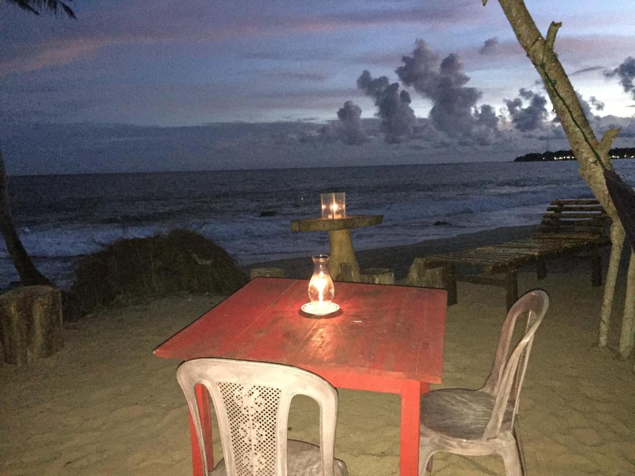 Aloha Beach Resort Tangalle Exterior photo